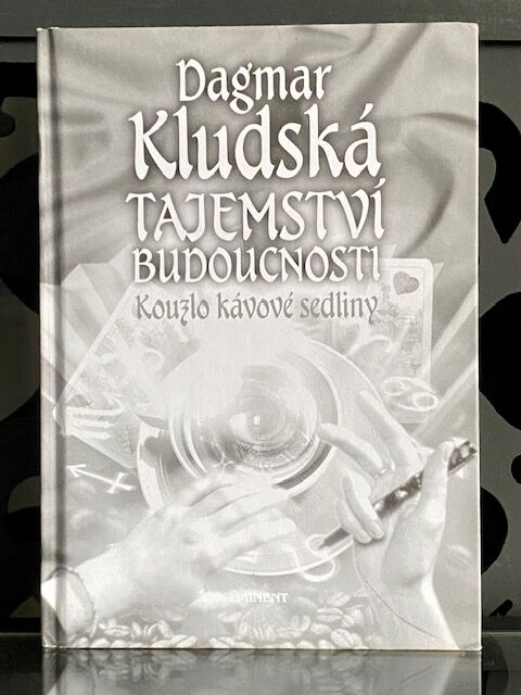 Kniha "Kouzlo kávové sedliny"   